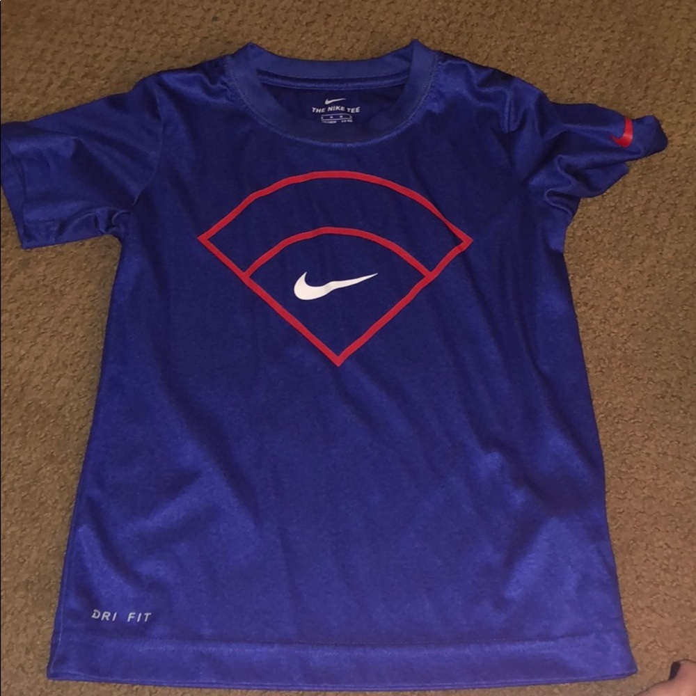 Nike dri-fit bundle boys size 6